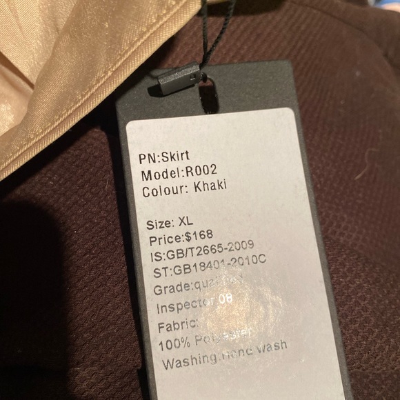 NWT tan Midi Skirt with POCKETS! Size XL - Picture 7 of 7